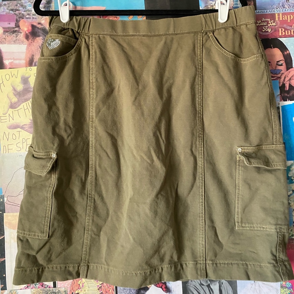 y2k army green skort
